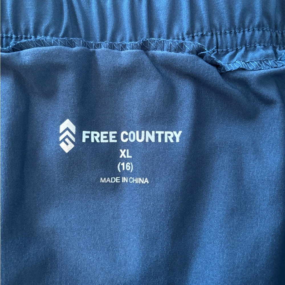3/$20 Free Country Dark Blue Shorts - Picture 3 of 4
